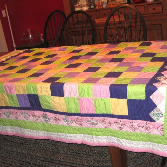 Patshwork Quilt Hand Quilted Block Design 87" X 88” Full/Queen Made in 2023 - Picture 1 of 7
